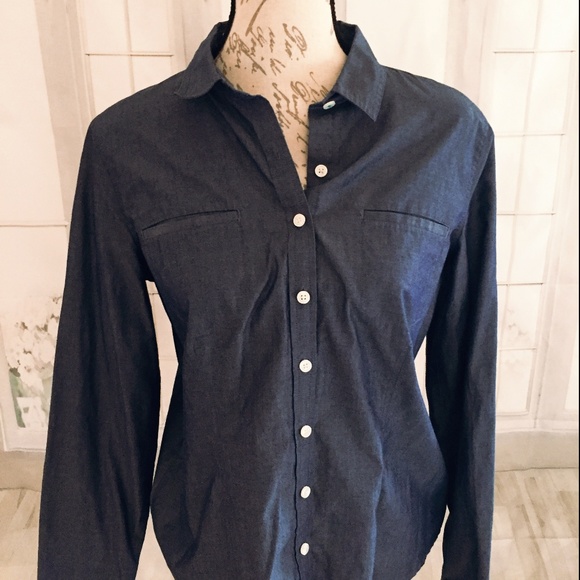 Van Heusen Tops - Van Heusen Large Chambray Button Down Women's